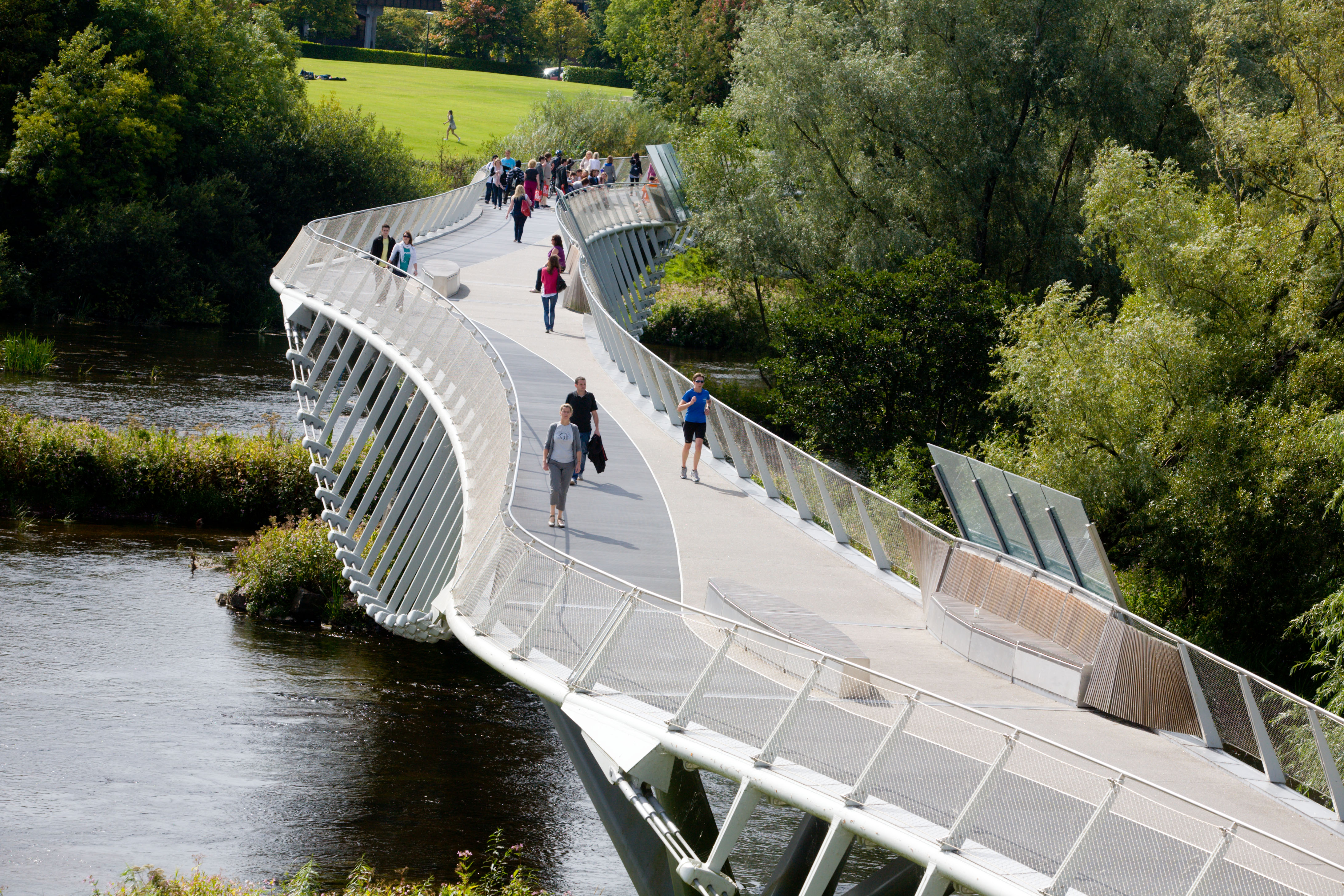 020910 ULcampus 30.jpg