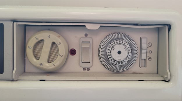 The controls for the radiator